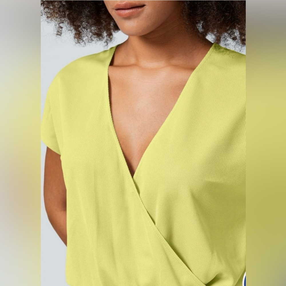 NWT Halara V Neck Short Sleeve Side Pocket Wide Leg Flowy Jumpsuit. Size Large - Picture 4 of 13